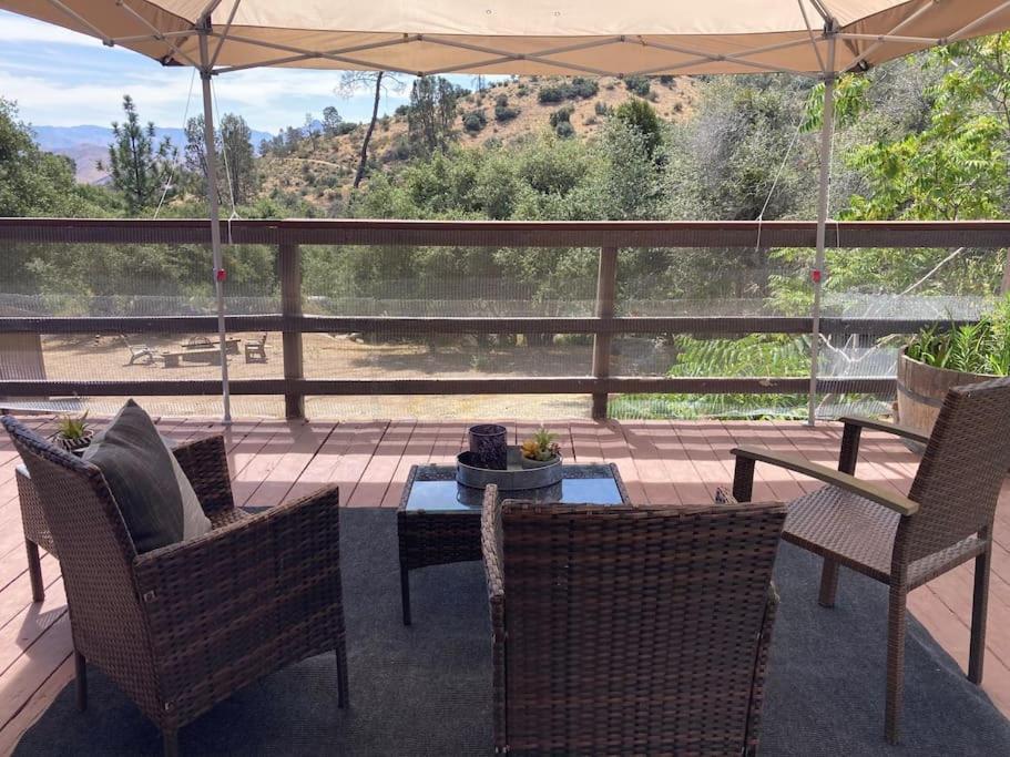 Shirley Creek Retreat: A Mountain Oasis Villa Wofford Heights Dış mekan fotoğraf